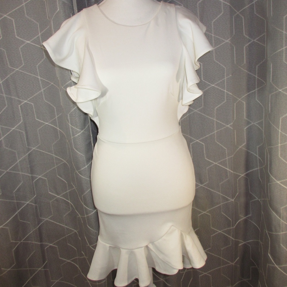 Selfie Leslie White Ruffle Midi Dress